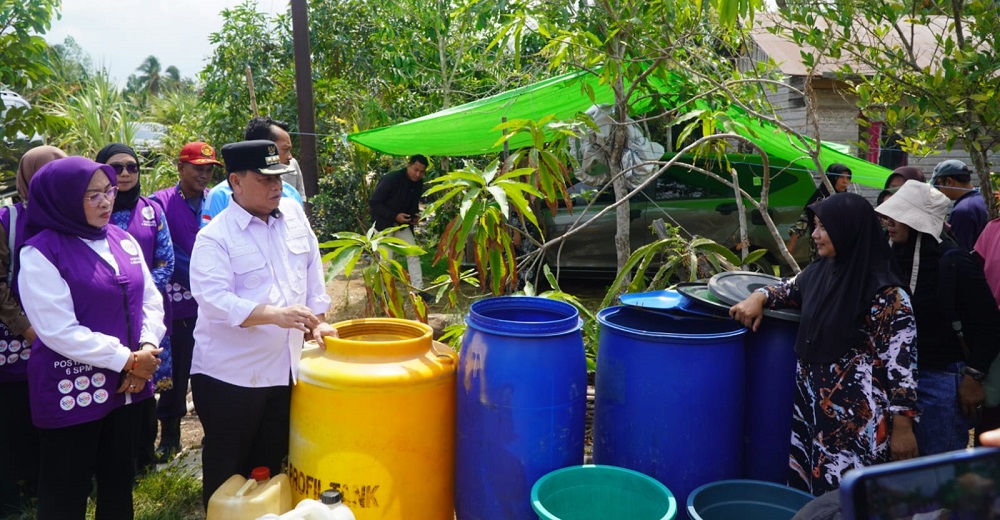 Distribusi Air Bersih Terus Berjalan, Halikinnor Pastikan Warga Wilayah Selatan Terlayani