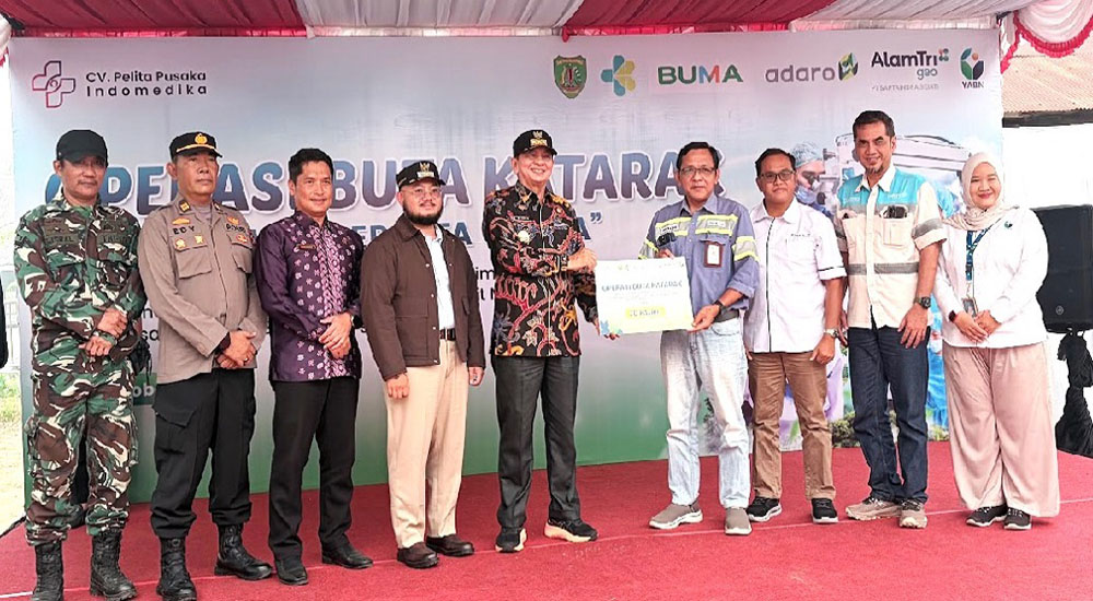 Bupati M Yamin  Apresiasi Program Operasi Katarak Adaro  Yang Konsisten Sejak 2003