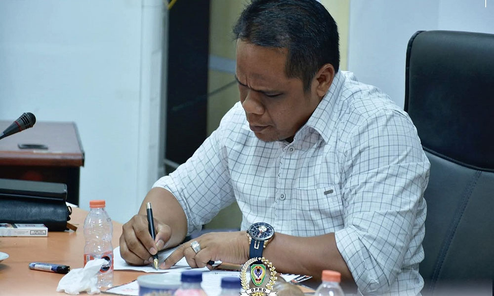 Ombak Besar, Harsandi Minta Nelayan Waspadai Cuaca Ekstrem di Laut