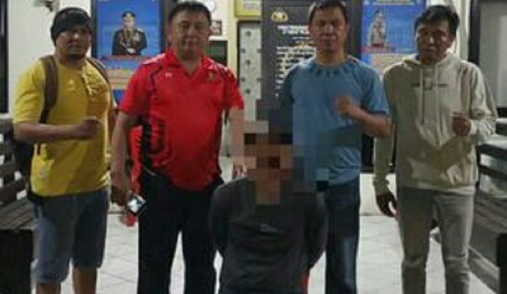 Sedang Mengantar Jenazah, Pria Ini Dicokok Polisi di Jalan, Ada Apa?