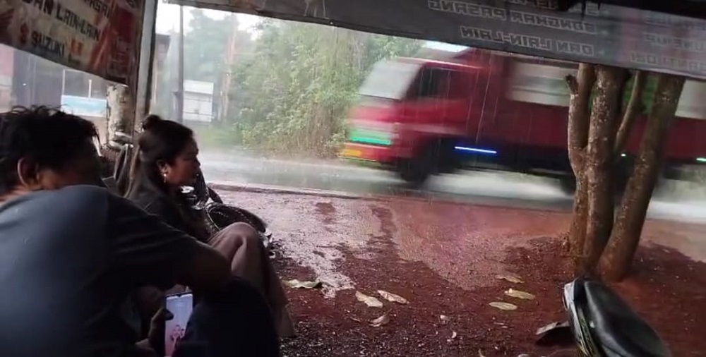Hujan Guyur Sejumlah Wilayah Kotawaringin Timur BMKG Jelaskan Pemicu Cuaca Basah Pagi ini