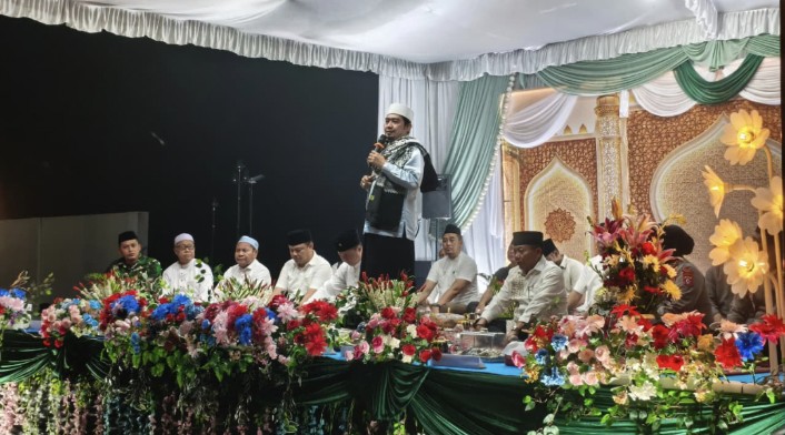 Bupati Kapuas Hadiri Maulid Nabi Muhammad SAW di Desa Pujon