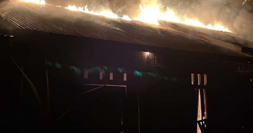 Malam Membara di Sei Sengkuang, Kebocoran Gas Bikin Rumah Terbakar