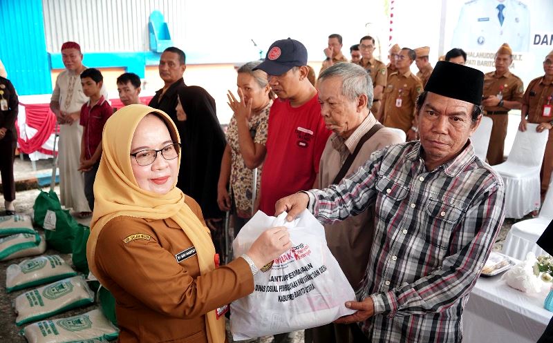 DSPMD Barito Utara Launching Bansos Permakanan dan Honorarium Damang, Mantir, RT/RW