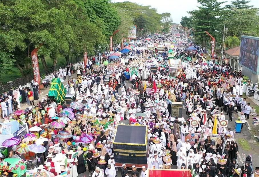 Rahmad Jainudin Apresiasi Semangat Warga Ikuti Pawai Muharram 1448 Hijriah