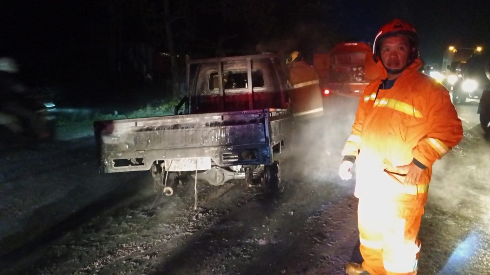Misteri Mobil Terbakar di Jalur Sampit-Pangkalan Bun, Kemana Perginya Pemilik Pikap Suzuki?