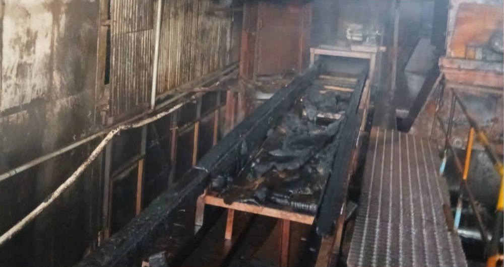 Menjelang Pagi, Gudang PT BFI di Jenebora Diamuk Api