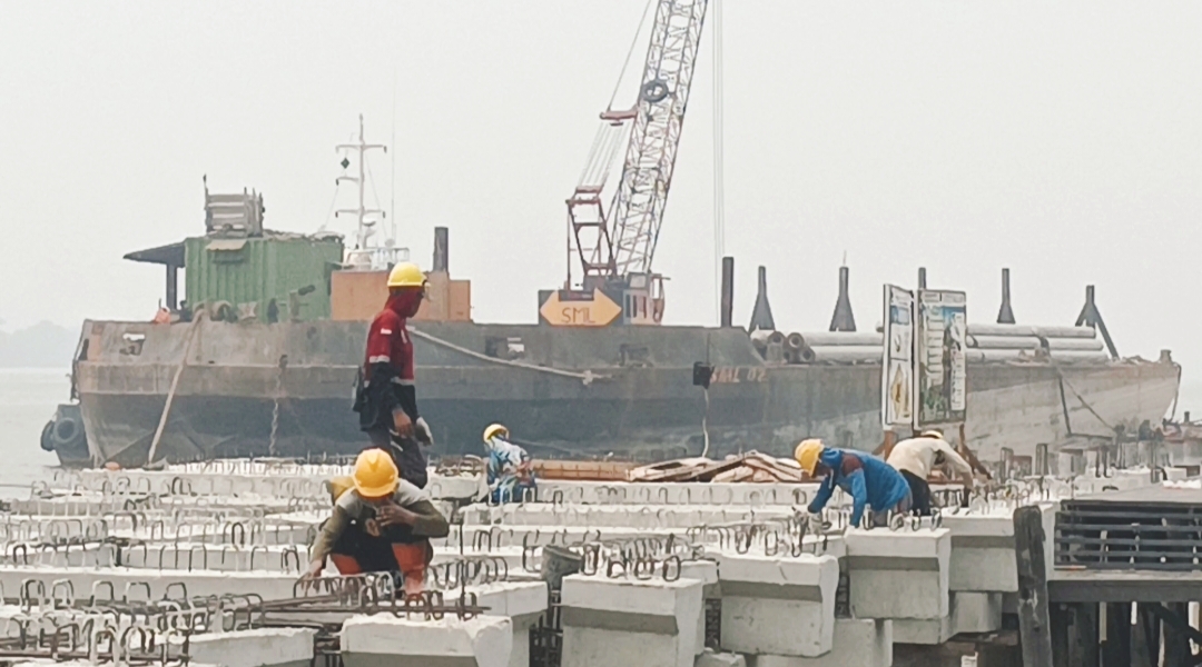 Pembangunan Dermaga Waterfront City Kuala Kapuas Capai 50 Persen