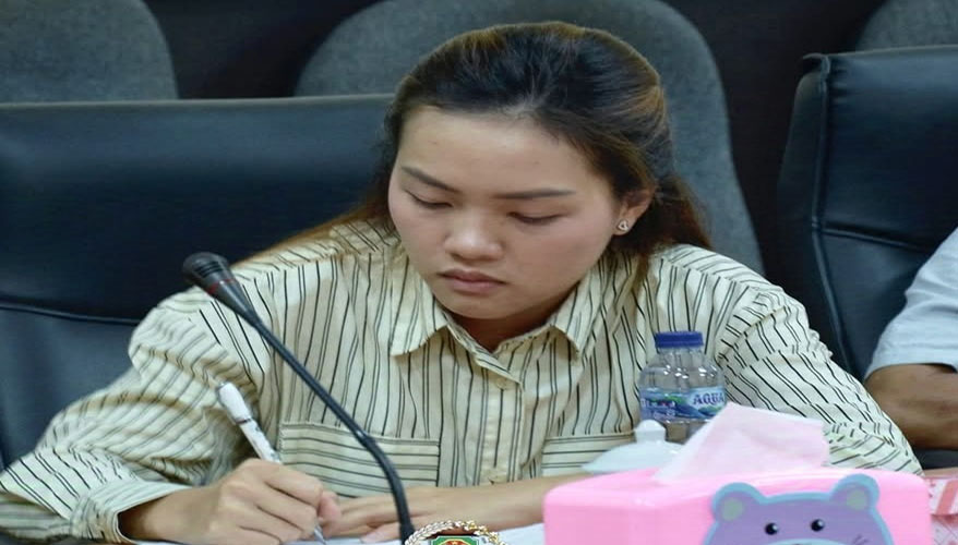 Stefani Magdalena Soroti Kelangkaan Air Bersih Akibat Kemarau di Dapil III Seruyan