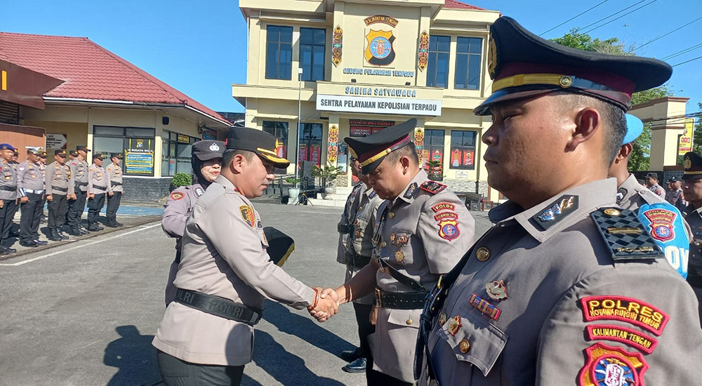 Empat Kapolsek dan Pejabat Utama Berganti, Kapolres Kotim Tekankan Pelayanan Cepat dan Kedekatan dengan Masyarakat