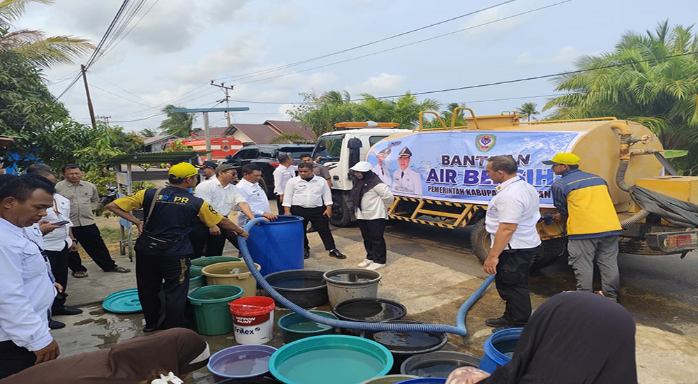 Atasi Krisis Air Bersih Akibat Kemarau, Pemkab Seruyan Salurkan Bantuan Gratis ke Warga