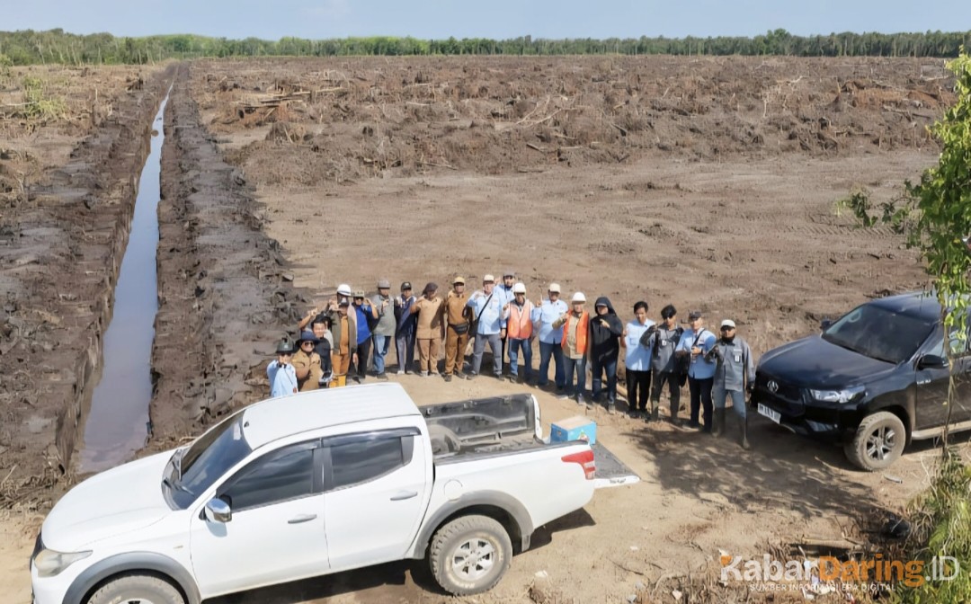Tim PUPR Kapuas Monev Program Cetak Sawah di Tamban Jaya