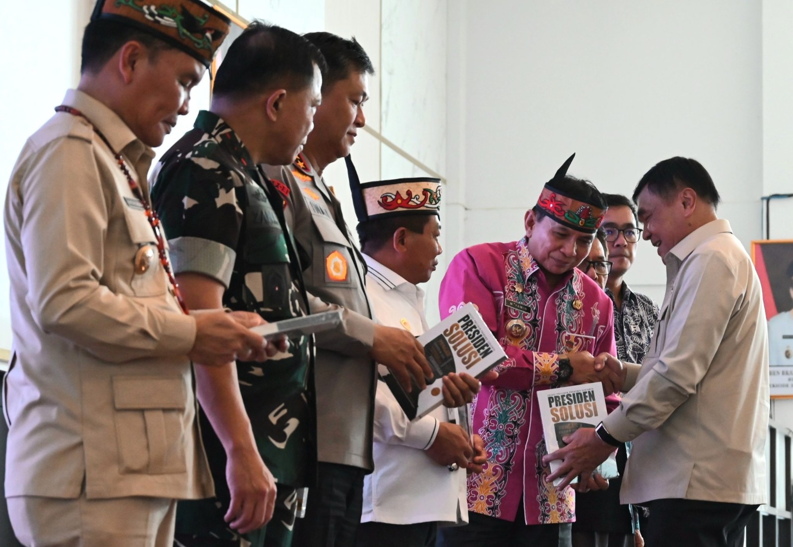 Bupati Barito Timur Hadiri Silaturahmi Menko Polkam di Kapuas Tegaskan Komitmen Penanganan Karhutla