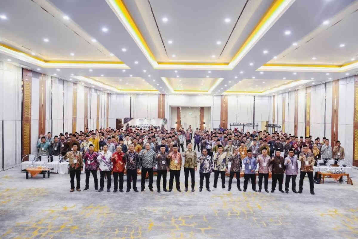 PTPN Group Beri Penghargaan Pengabdian kepada 1.239 Nusantara Planters PalmCo di Riau