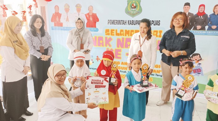 Asah Kreativitas Anak, DP3APPKB Kapuas Gelar Lomba Mewarnai Gipsum