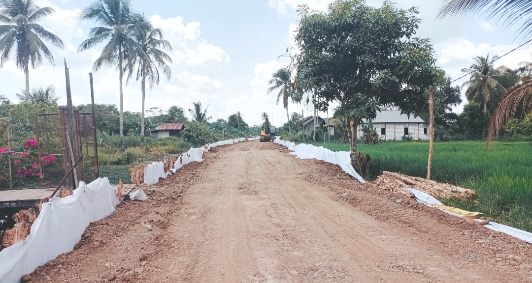 Pemkab Kapuas Tingkatkan Jalan Handel Selamat, Perkuat Konektivitas untuk Pengembangan Kota 