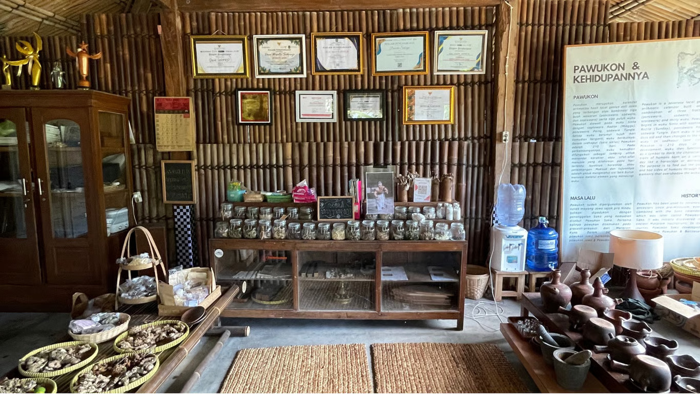 Sinergi UGM, Sanggabiz, dan Komunitas Lokal: Mewujudkan Modernisasi Wellness Tourism Desa Sidorejo 