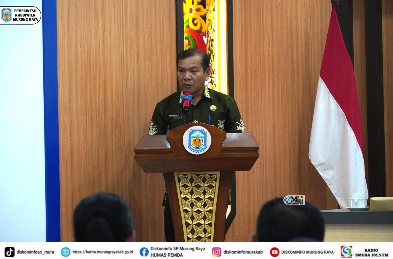 Bantuan Sepatu Dorong Semangat Belajar Siswa