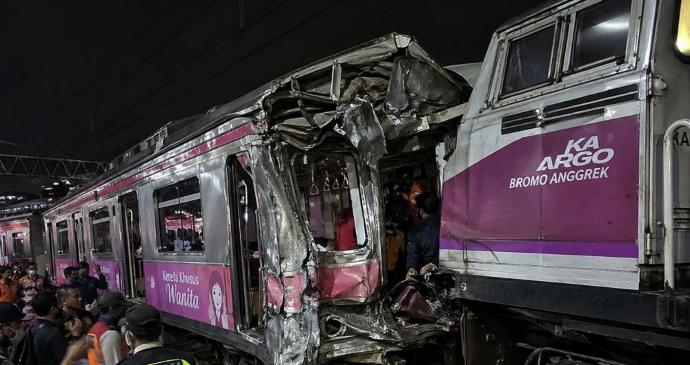 Enam Orang Meninggal dalam Tabrakan Kereta Api di Bekasi, Semuanya Penumpang KRL