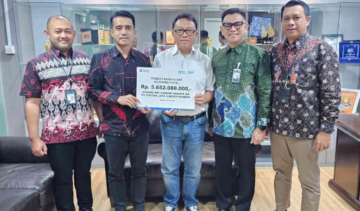 Berikan Pelayanan yang Cepat, BRI Insurance Bayarkan Klaim Asuransi Marine Hull Sebesar Rp. 5 Miliar kepada Nasabah
