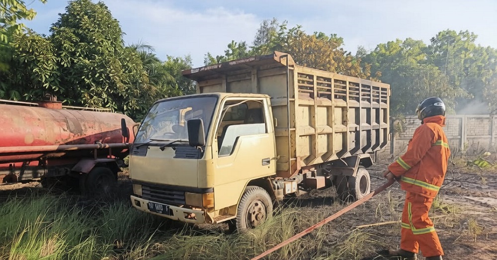 Pembakaran Dokumen Berujung Petaka, Dua Truk dan Lahan Terbakar di Sampit