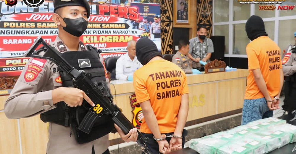 Sabu-sabu Rp17,5 Miliar Gagal Lolos, Dua Pria Ini Dicokok Polres Sambas dan BNN