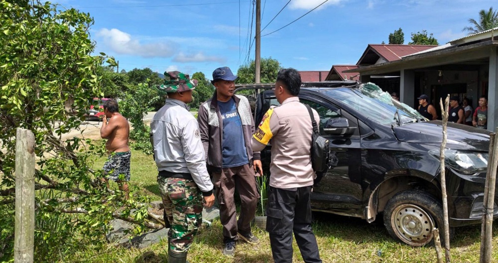 Pria Tua Parindu Meregang Nyawa di Jalanan Batang Tarang, Pikap Wuling vs Tangki BBM
