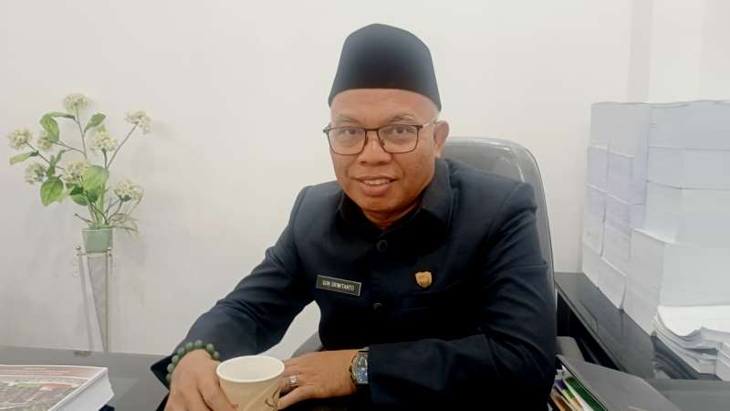 Gun Sriwitanto Imbau Warga Barito Utara Gunakan Masker Hadapi Kabut Asap