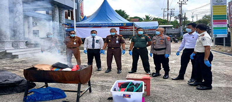 Komitmen Berantas Narkoba, Kejari Barito Utara Musnahkan Puluhan Gram Sabu dan Ganja