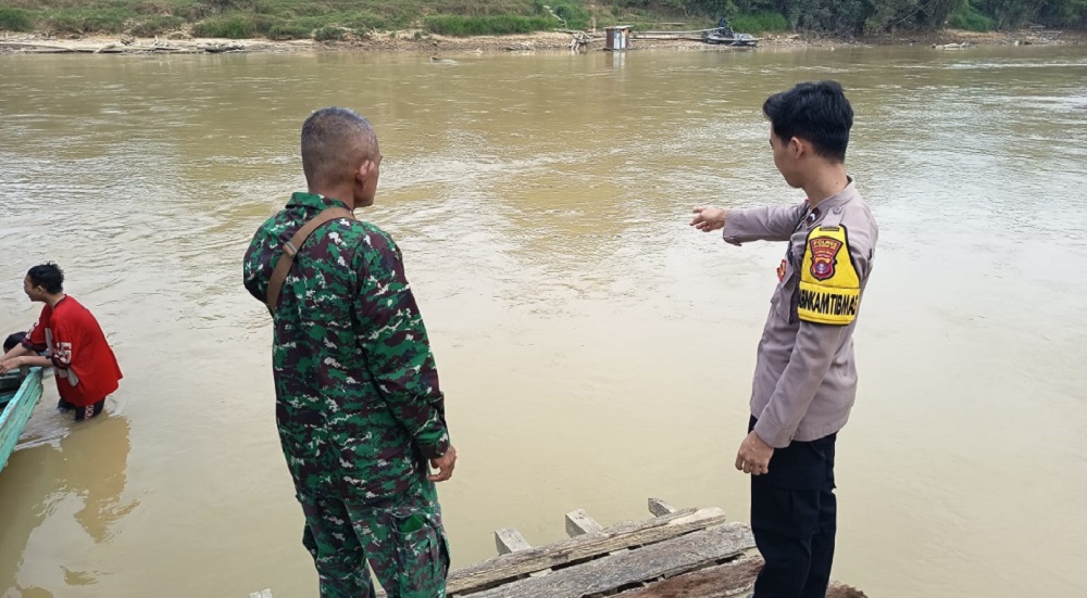 Geger! Bocah 7 Tahun Hanyut di Sungai Tumbang Sangai, Pencarian Masih Berlangsung