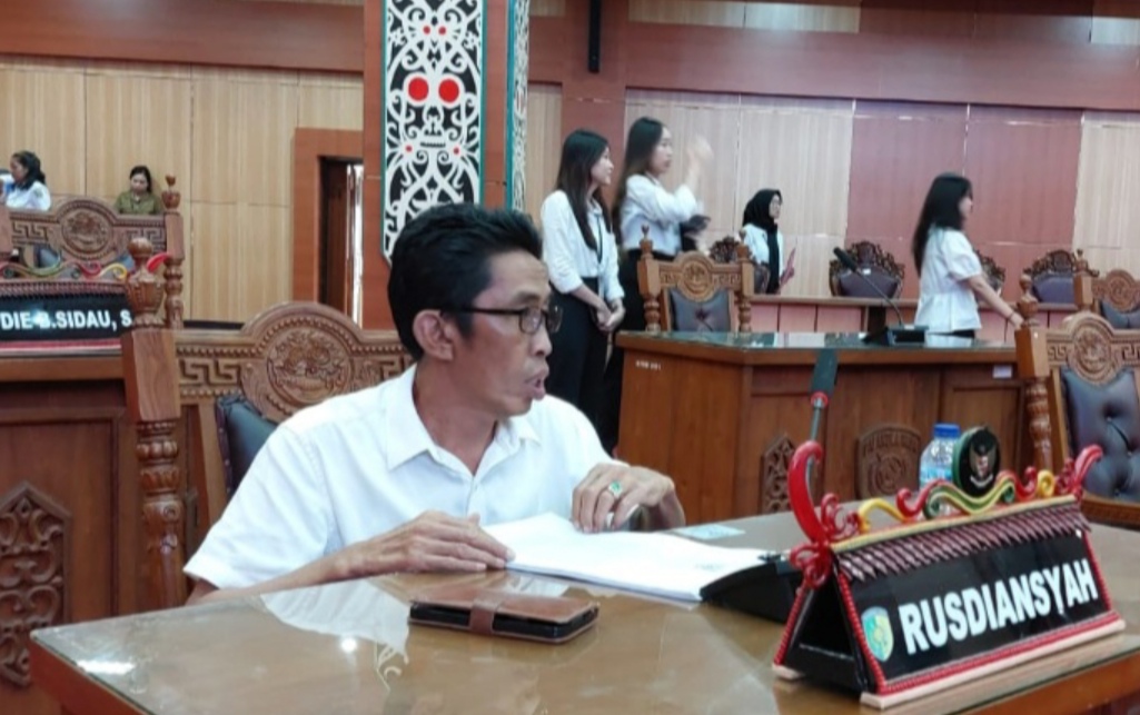 Kabut Asap Makin Parah, Rusdiansyah Minta Warga Waspada