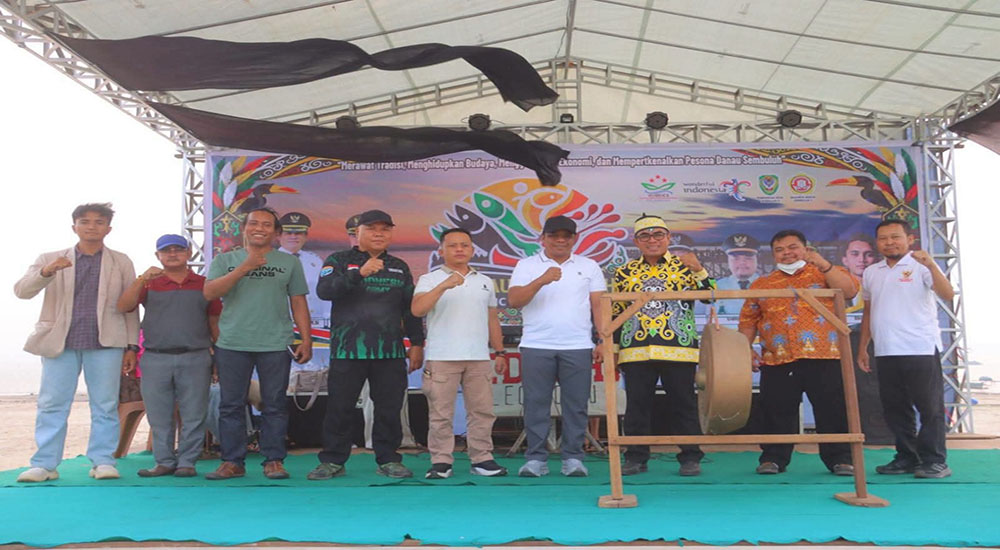 Buka Danau Sembuluh Ethnic Festival 2026, Pemkab Seruyan Dorong Pelestarian Budaya dan Pariwisata