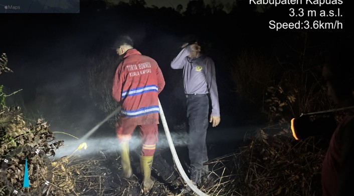 Posko Induk Karhutla Kapuas Kerahkan 4 Tim Padamkan Kebakaran Lahan di 4 Lokasi