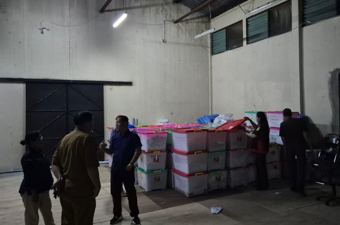 Kejari Sidak KPU Palangka Raya, Dokumen Dana Hibah Dibawa untuk Penyelidikan