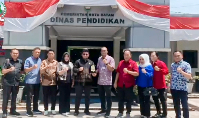 Arhensa Mullah Pimpin Konsultasi Komisi IV ke Batam