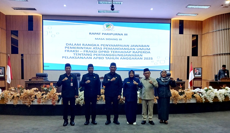 Bupati Shalahuddin Jawab Pandangan Fraksi DPRD Soal APBD 2025