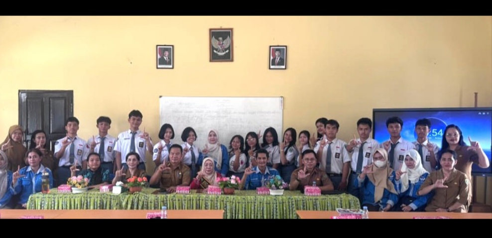 Bunda Literasi Barito Timur Dorong Perpustakaan SMA Jadi Laboratorium Ide