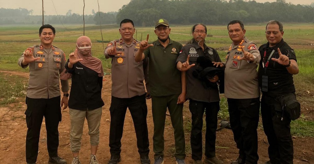 Ibunya Ditunggu-tunggu Tak Datang, Anak Beruang Madu Ditemukan di Kebun Warga Seruyan