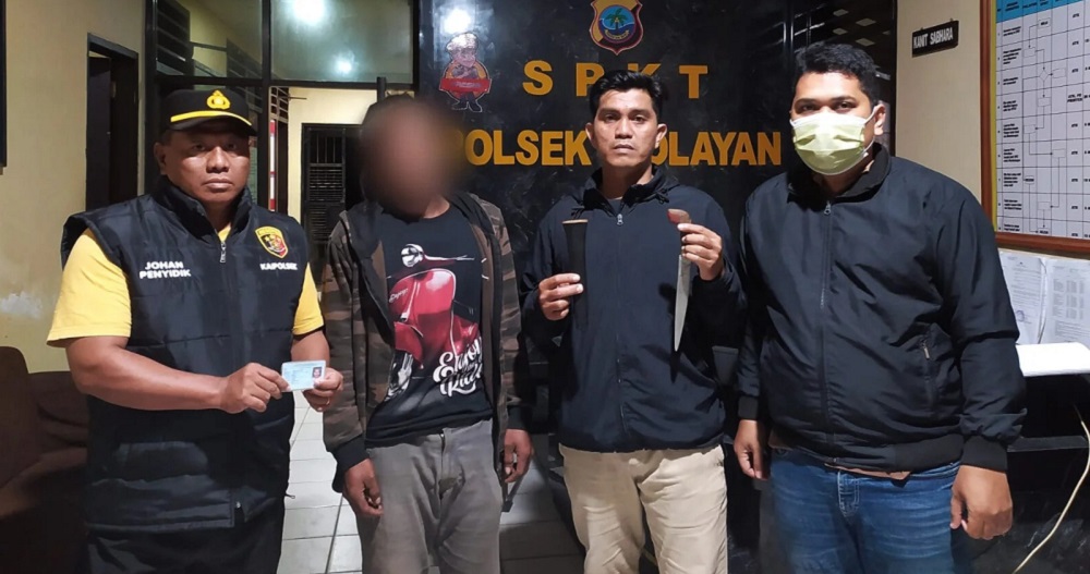 Tengah Malam Pria Ini Dicokok Polisi, Ternyata 'Garap' Anak Kandung Sendiri 