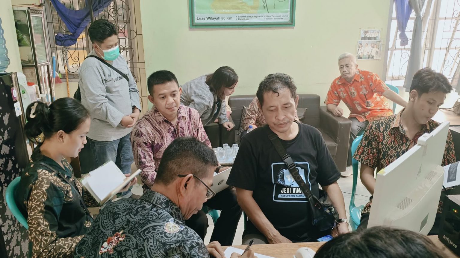 Diskominfops Bartim Dorong KIM Desa Manfaatkan AI untuk Produksi Berita