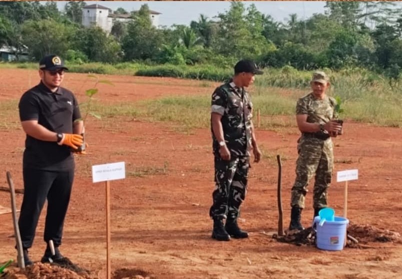 Arhensa Mullah Apresiasi Penanaman Pohon