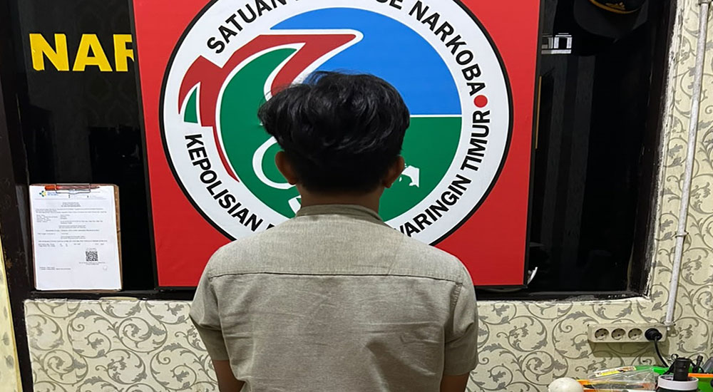 Kerap Bawa Sabu, Pria di Sampit Tak Berkutik Saat Digerebek Polisi di Rumahnya