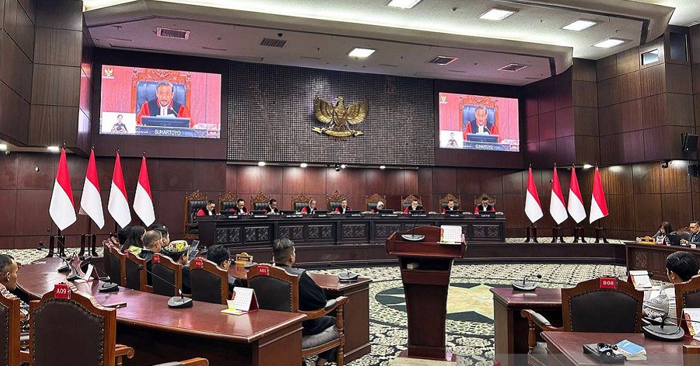 Pukulan Telak Program MBG, MK Perintahkan Tak Boleh Pakai Anggaran Bidang Pendidikan
