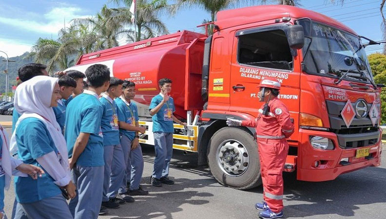 Simulasi Blind Spot Elnusa Petrofin: Ubah Ketidaktahuan Menjadi Kesadaran Berkeselamatan