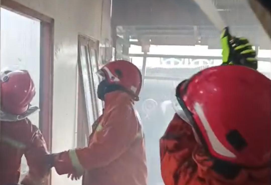 Kebakaran Hanguskan Tiga Bangunan di Perum Panca Setia Kotim