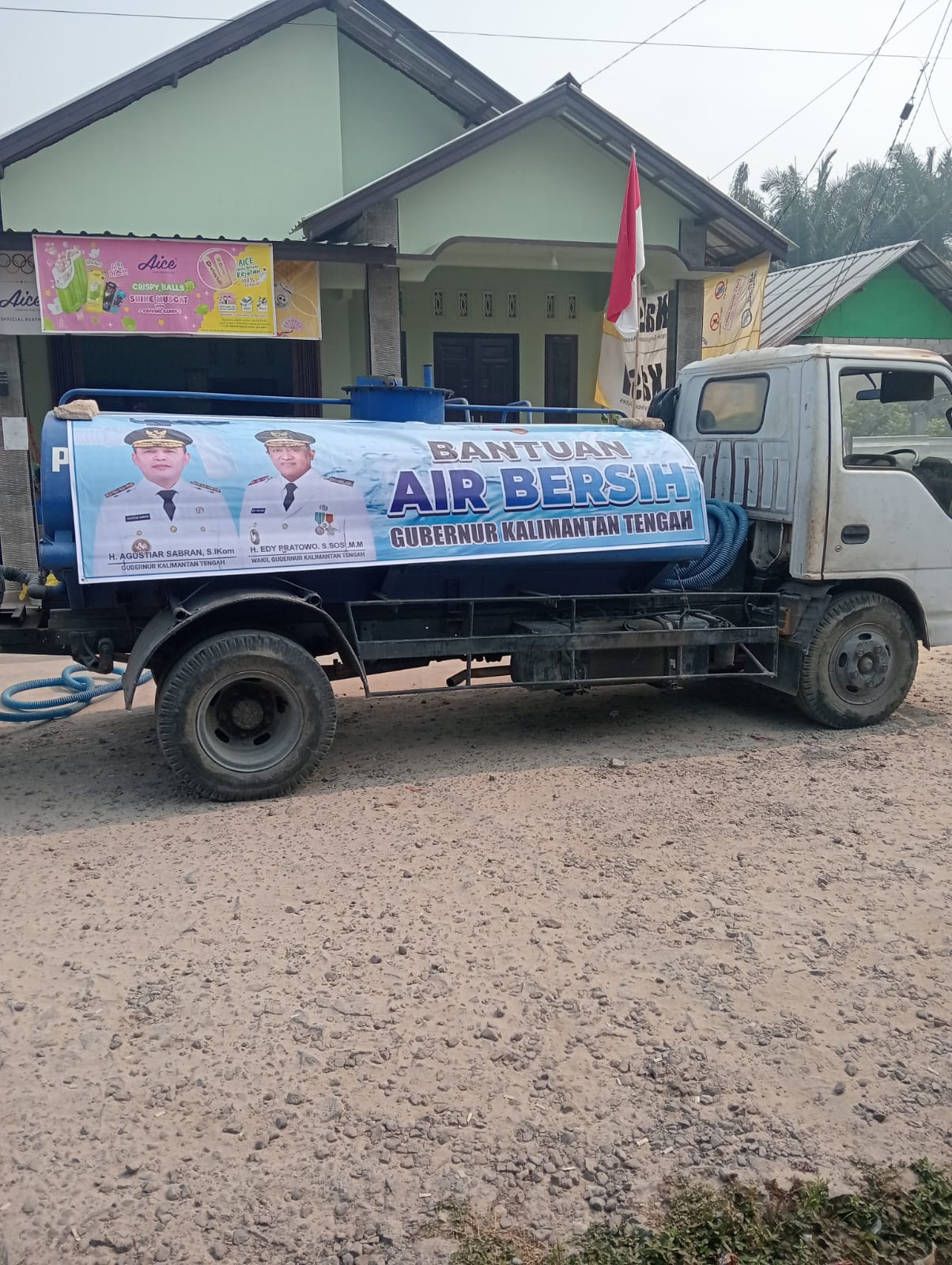 Pemprov Salurkan Bantuan Air Bersih ke 27 Desa di Barito Timur