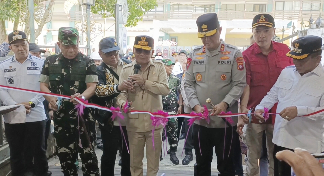 Gubernur Kalteng Resmikan Pembangunan Dermaga Waterfront City Kapuas