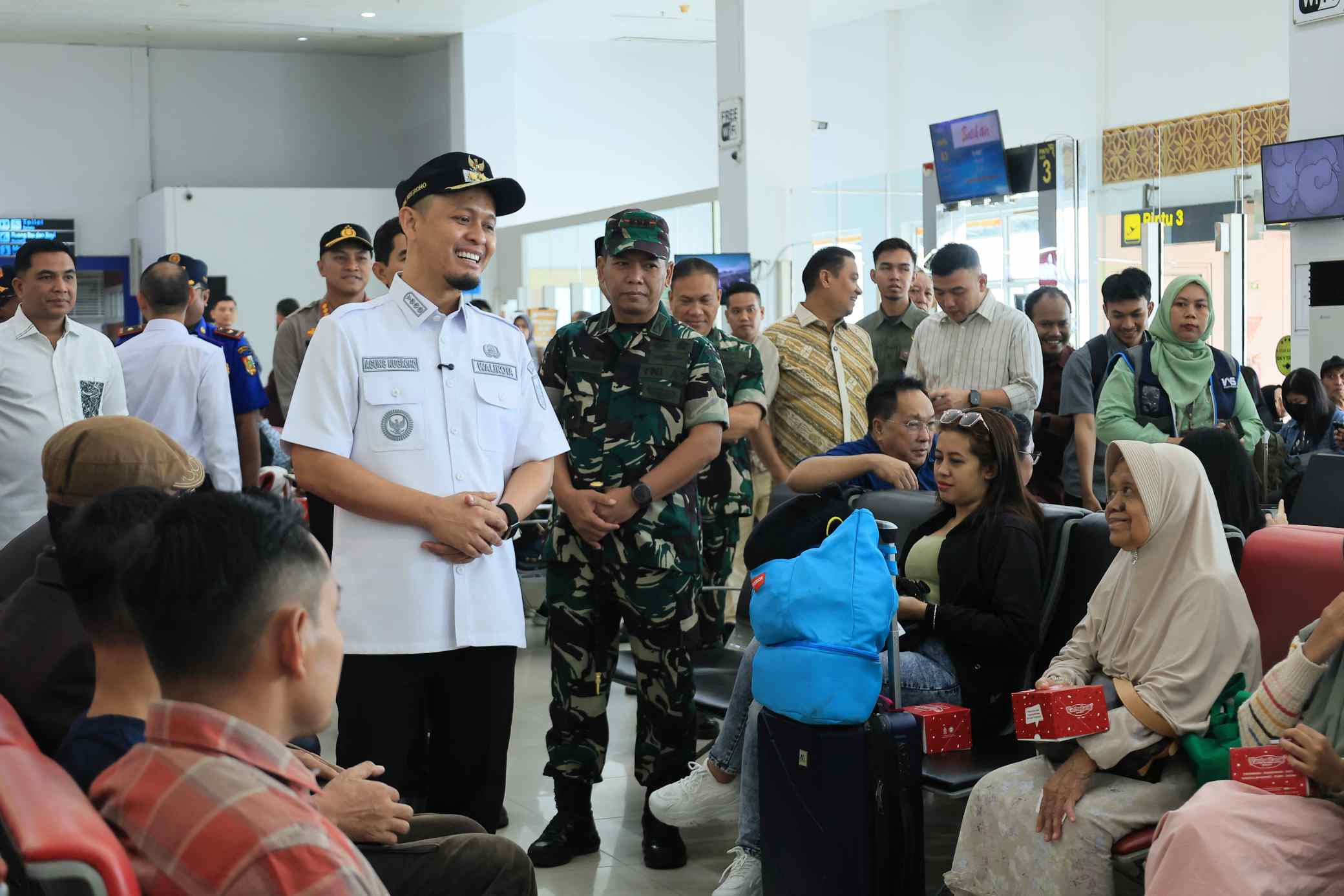 Turun Cek Pospam Hingga Bandara, Wako Pekanbaru Pastikan Situasi Kondusif dan Arus Mudik Idulfitri 1447 H Aman