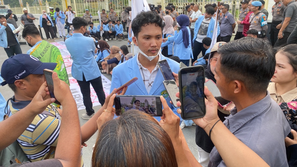 Bukan Cuma Kesehatan, Kabut Asap di Riau Juga Ganggu Dunia Pendidikan