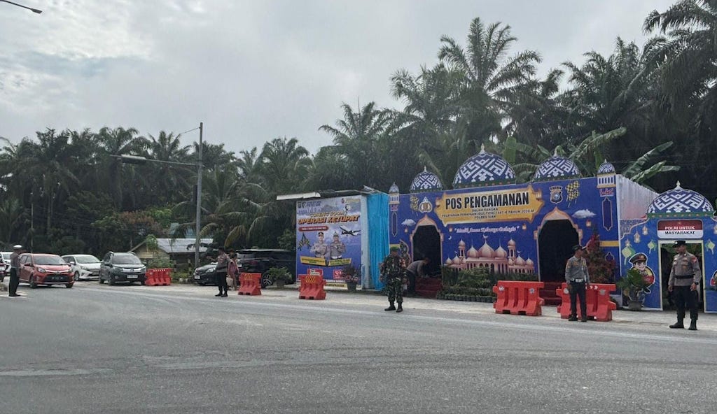 Jelang Mudik Lebaran, Polisi Siaga di Exit Tol Kandis Utara